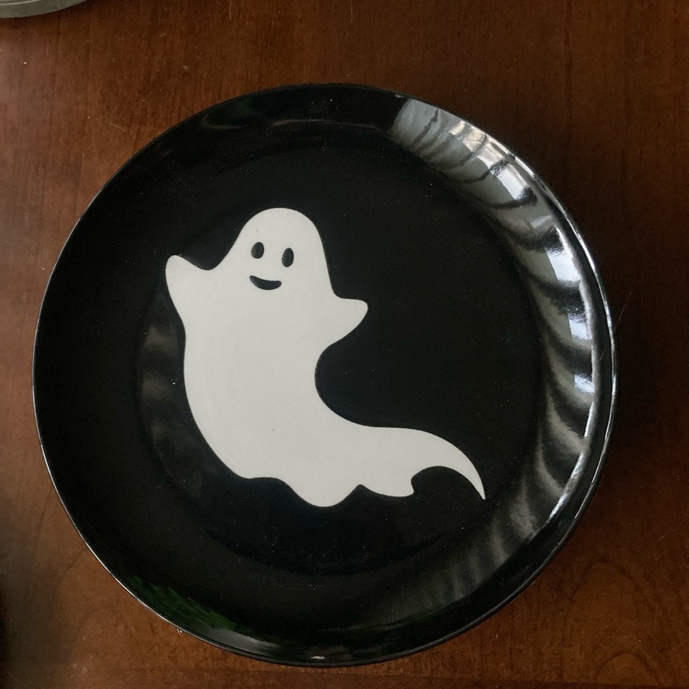 Ceramic Ghost Decor Plates - Set of 3 - Picture 4 of 7